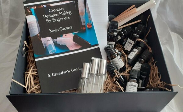 Home Perfume Experience Kit - Image 8